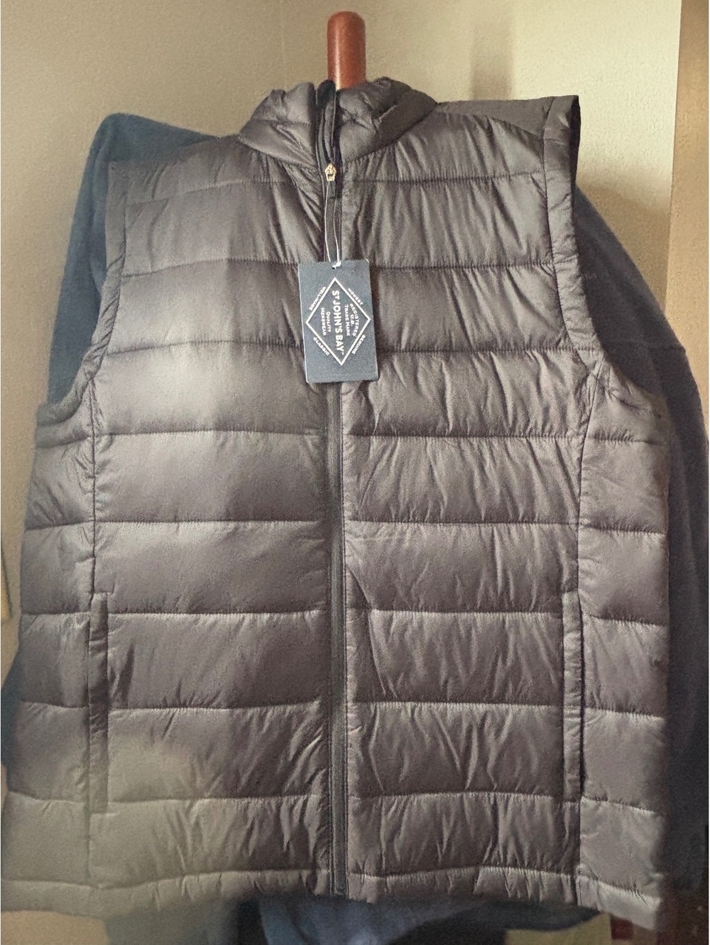 St. John's Bay Men's Black Lightweight Puffer Vest Size XL Tall